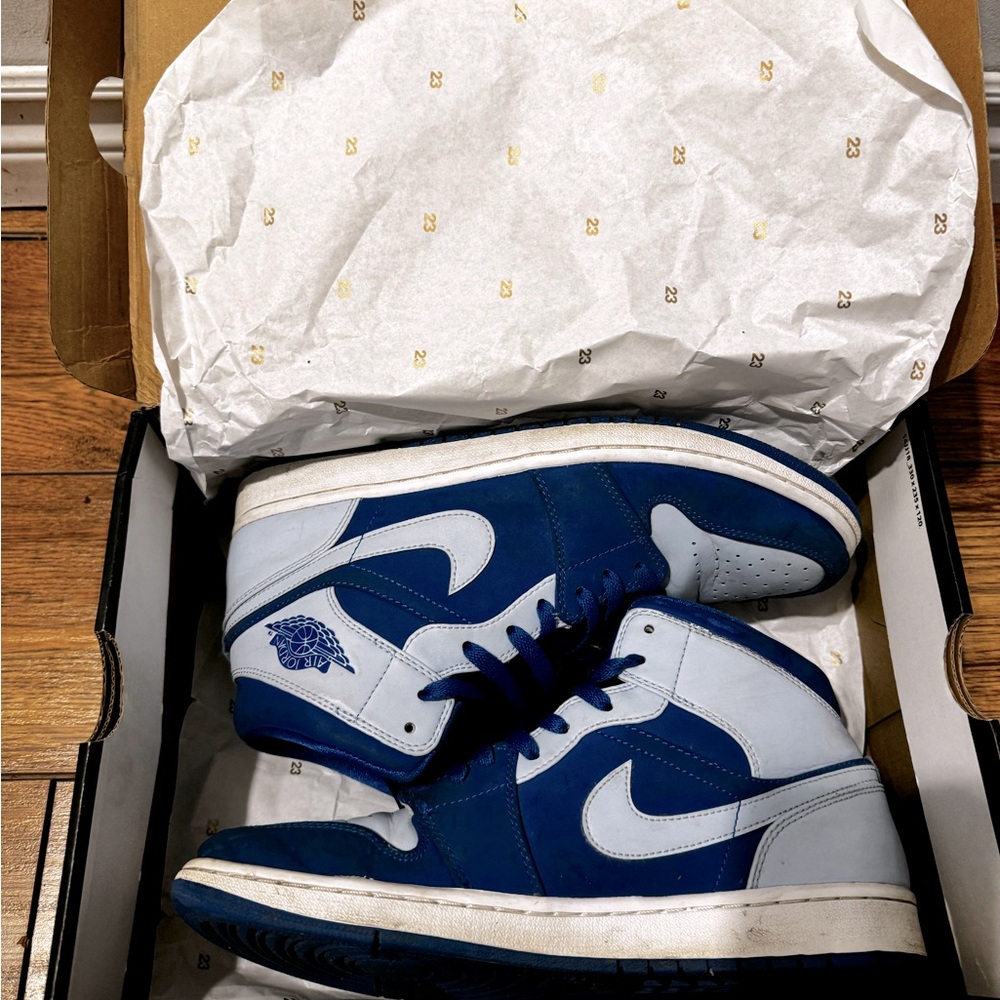 Jordan 1 Team Royal